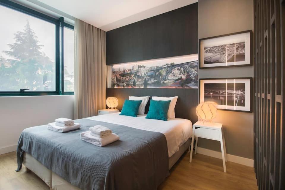 447 Gale Apartment Wifi, Parking Порто Екстериор снимка