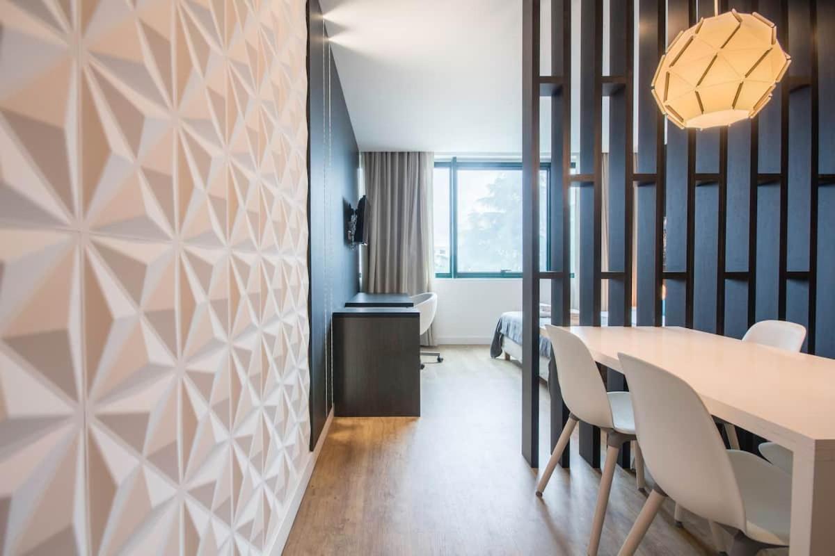 447 Gale Apartment Wifi, Parking Порто Екстериор снимка